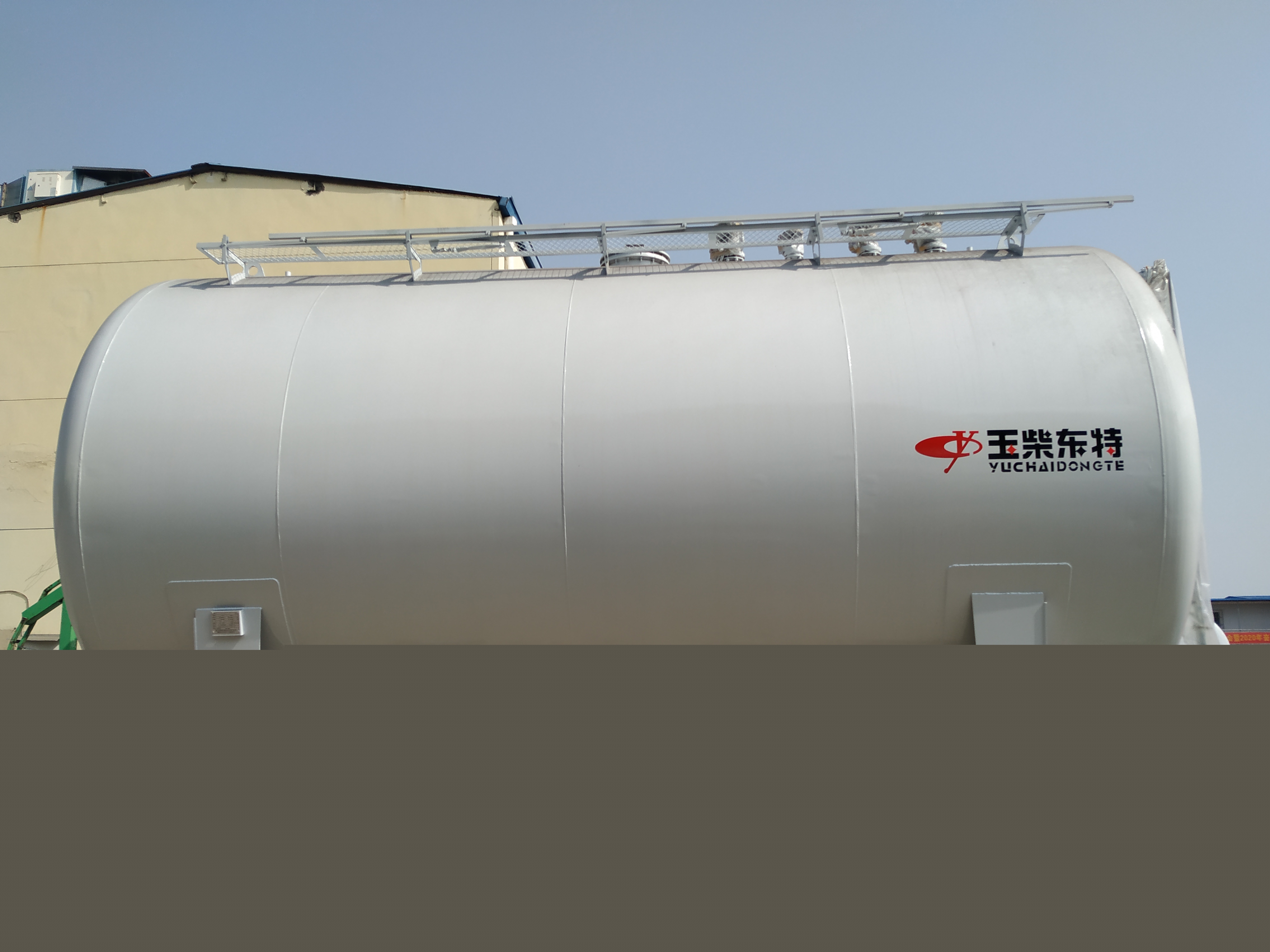 75m3腐蝕品鋼襯塑臥式儲罐